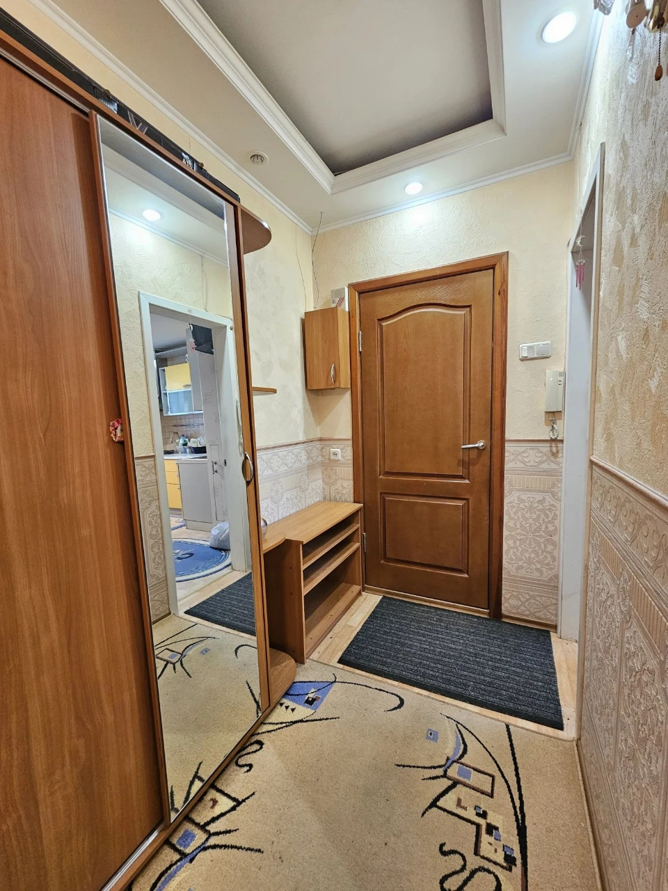 Продам ШИКАРНУЮ 2 КУ на 1 Східному в гарному стані
