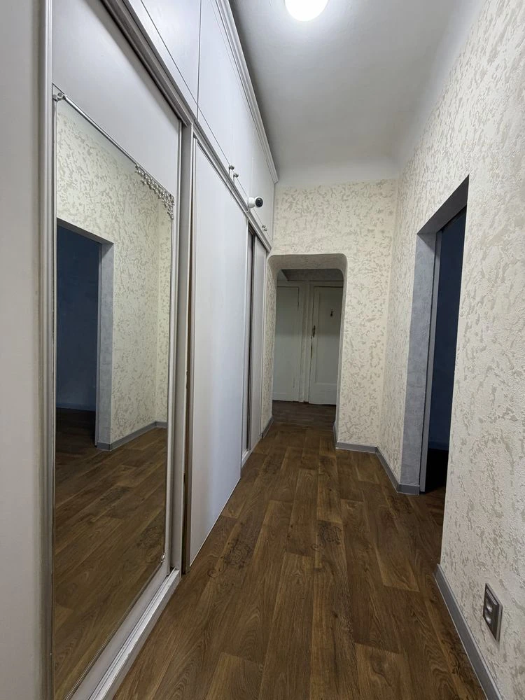 For Sale: Three-Room Apartment in the Center of Yugo Prospect, South