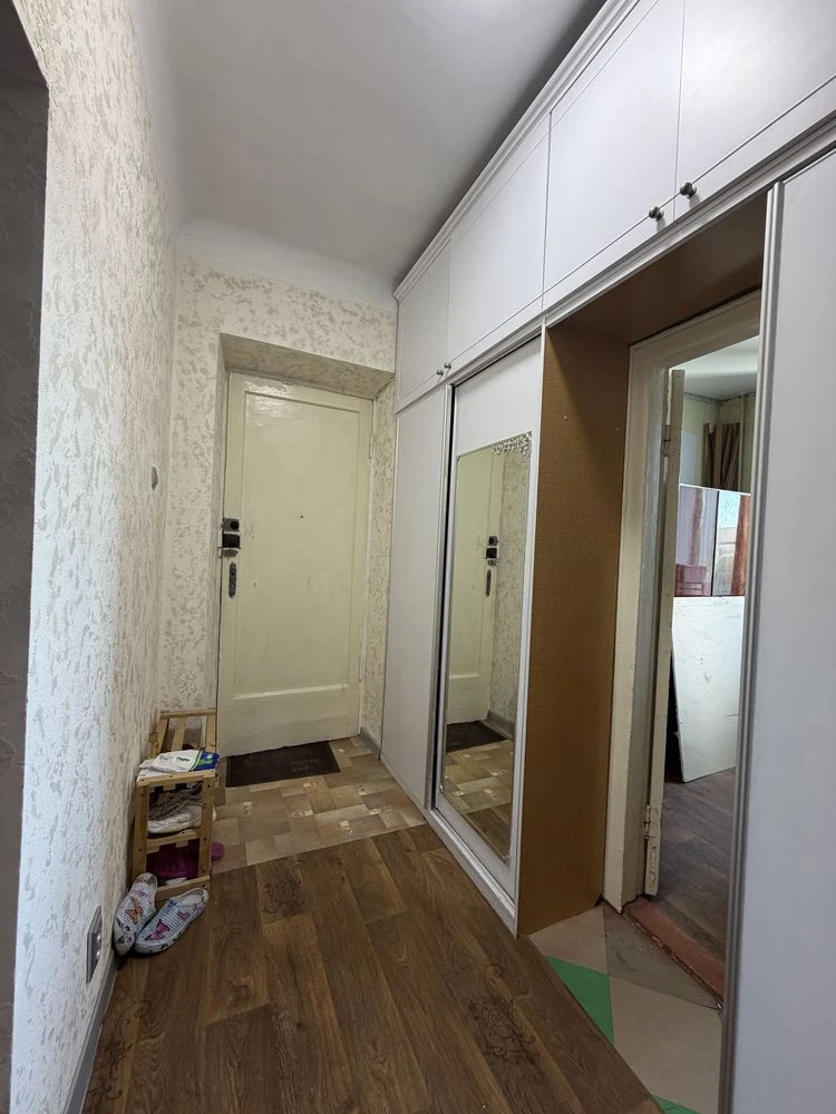 For Sale: Three-Room Apartment in the Center of Yugo Prospect, South