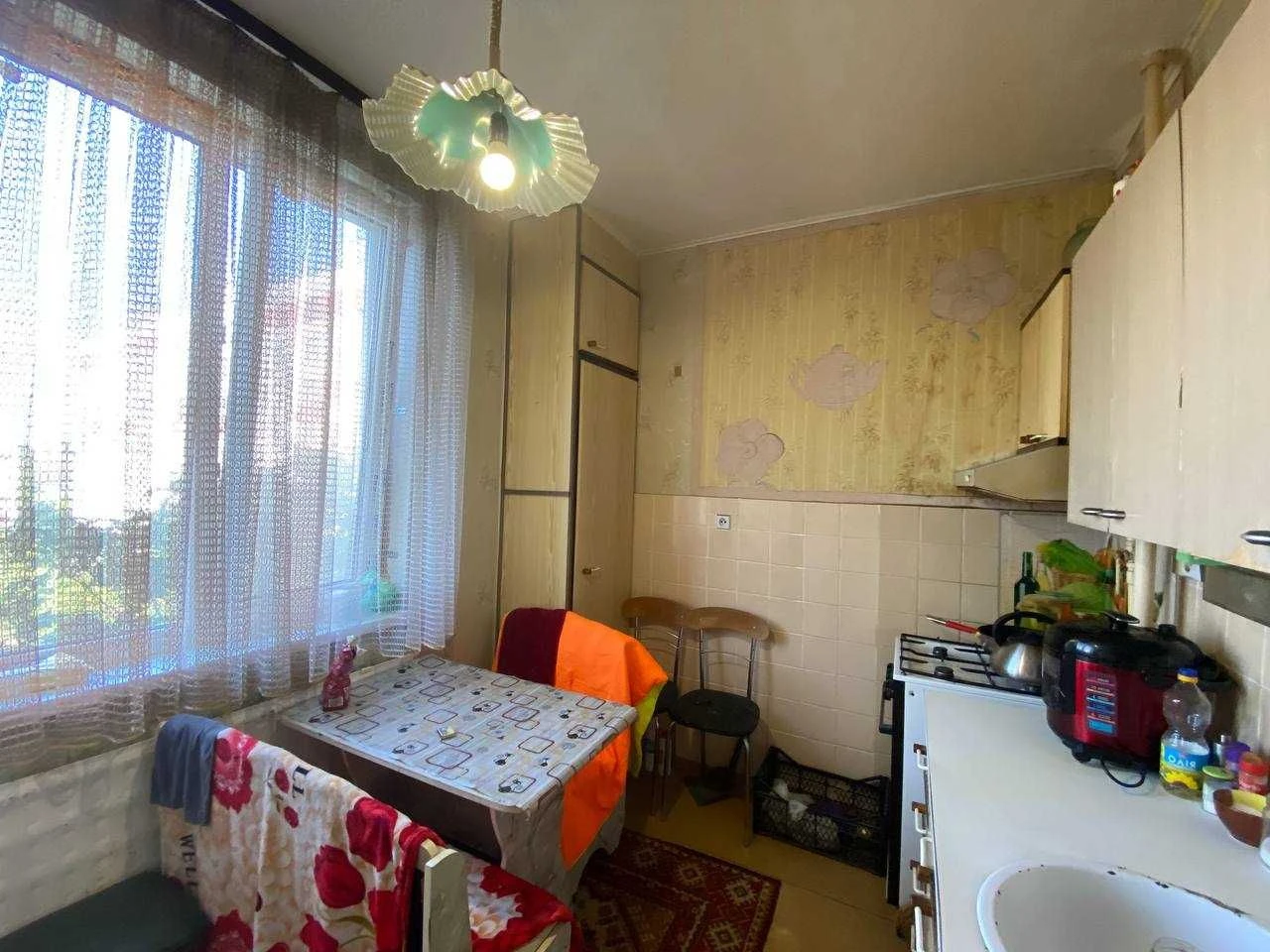 Продаётся двухкомнатная квартира на Макулане, микрорайон Все