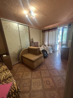 Sale of a 1-bedroom apartment on Prospect Universitet, on the second floor