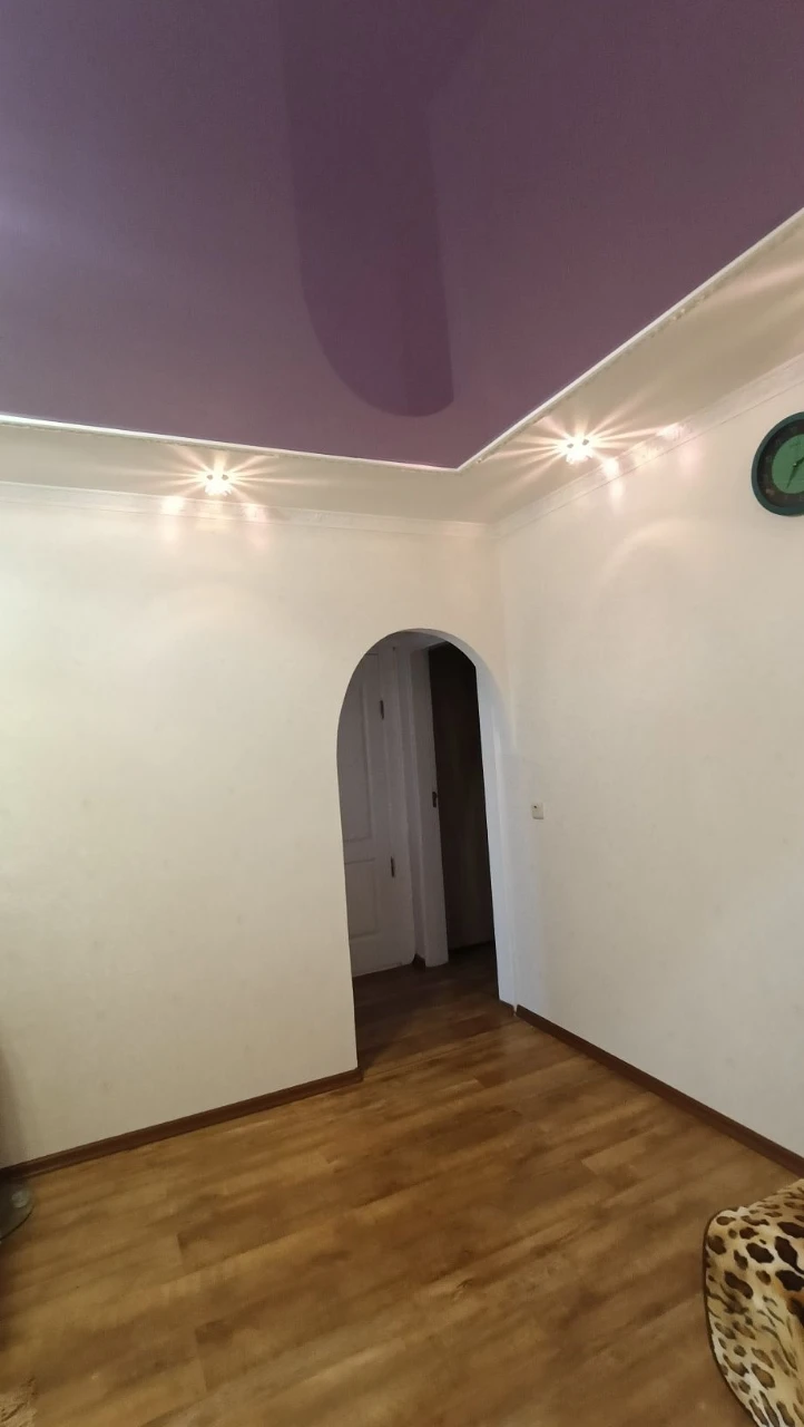 Продам 3-кімнатну квартиру, вул. Матусевича