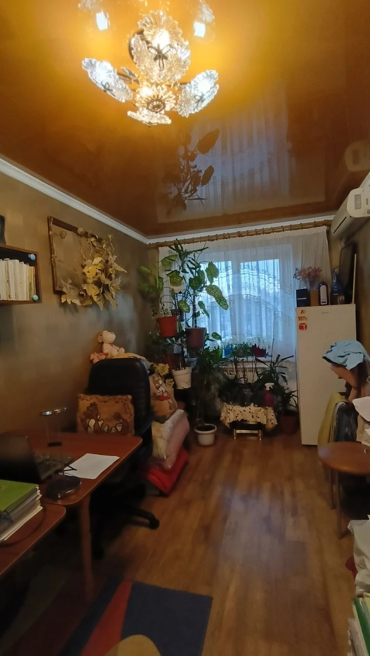 Продам 3-кімнатну квартиру, вул. Матусевича