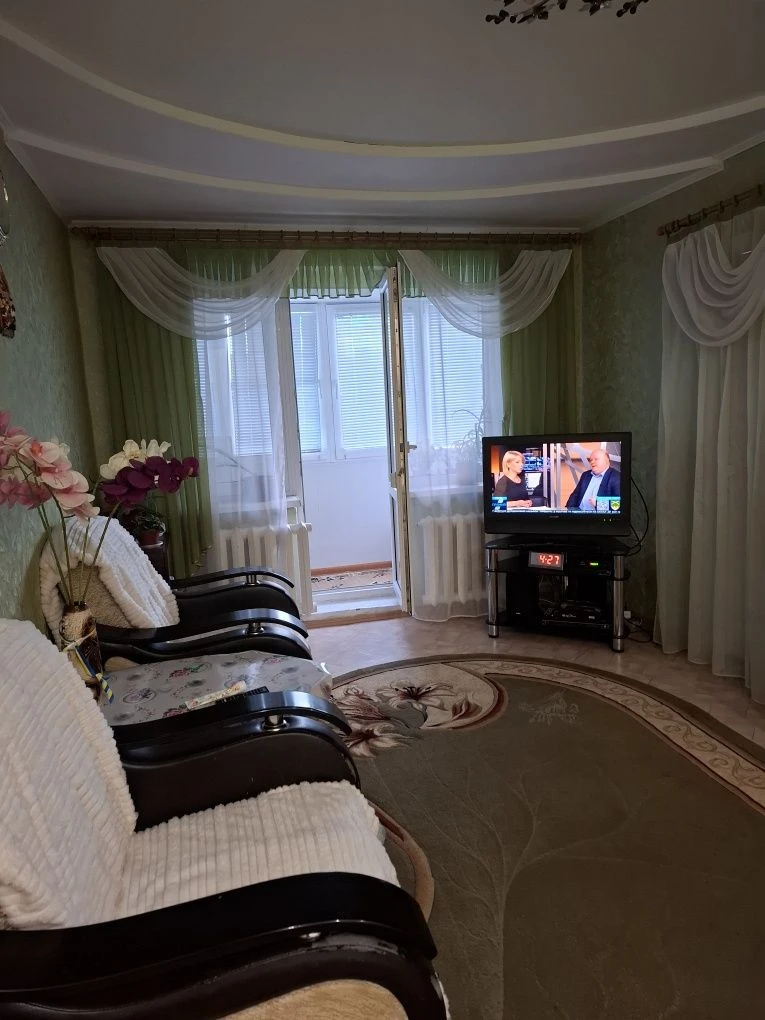 Продам 2-кімнатну квартиру біля 16 міської лікарні