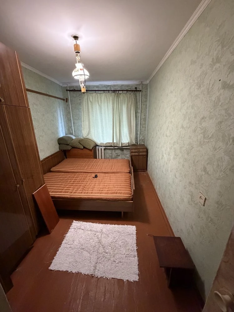 Продается 2-комнатная квартира в районе Металурги.