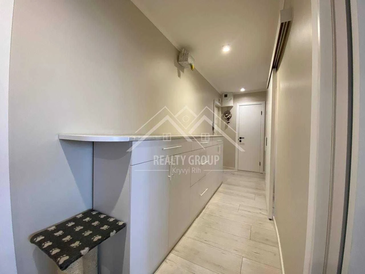 Sale of a 3-room apartment on вул. Koblyansky