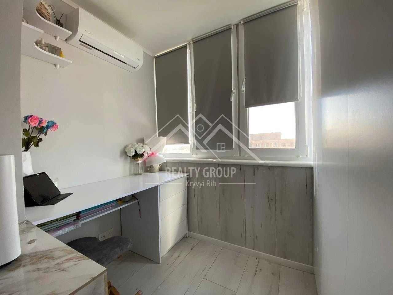 Sale of a 3-room apartment on вул. Koblyansky
