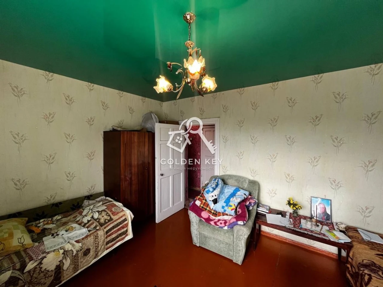 Sale of a 3-room apartment (block of flats) Mall