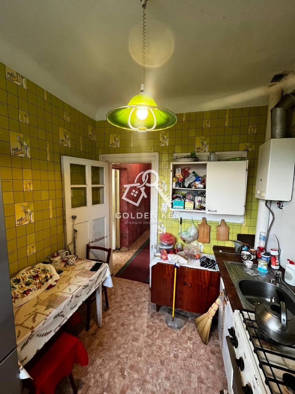 Sale of a 3-room apartment (block of flats) Mall
