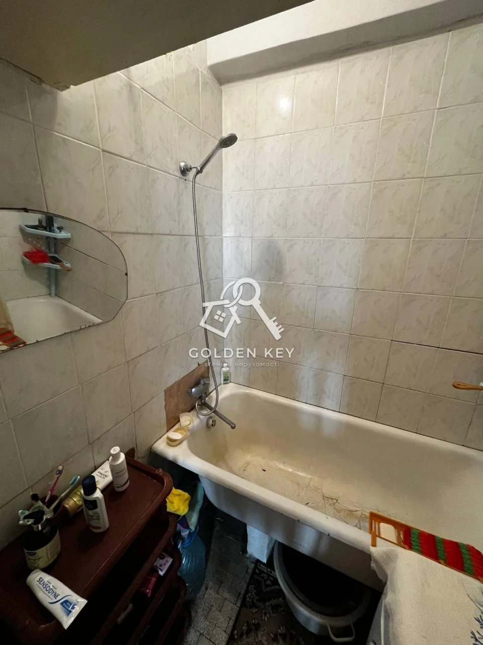 Sale of a 3-room apartment (block of flats) Mall