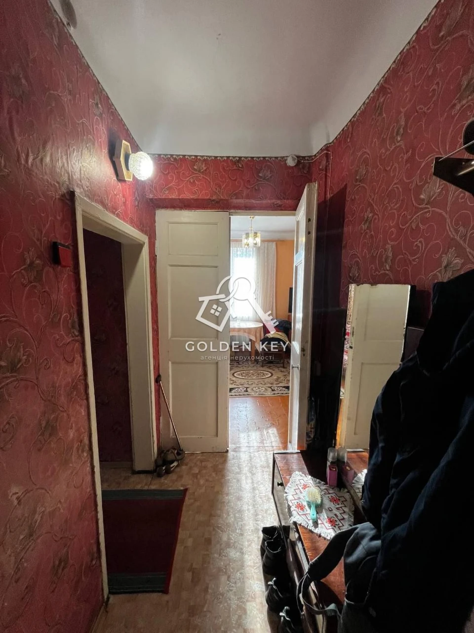 Sale of a 3-room apartment (block of flats) Mall