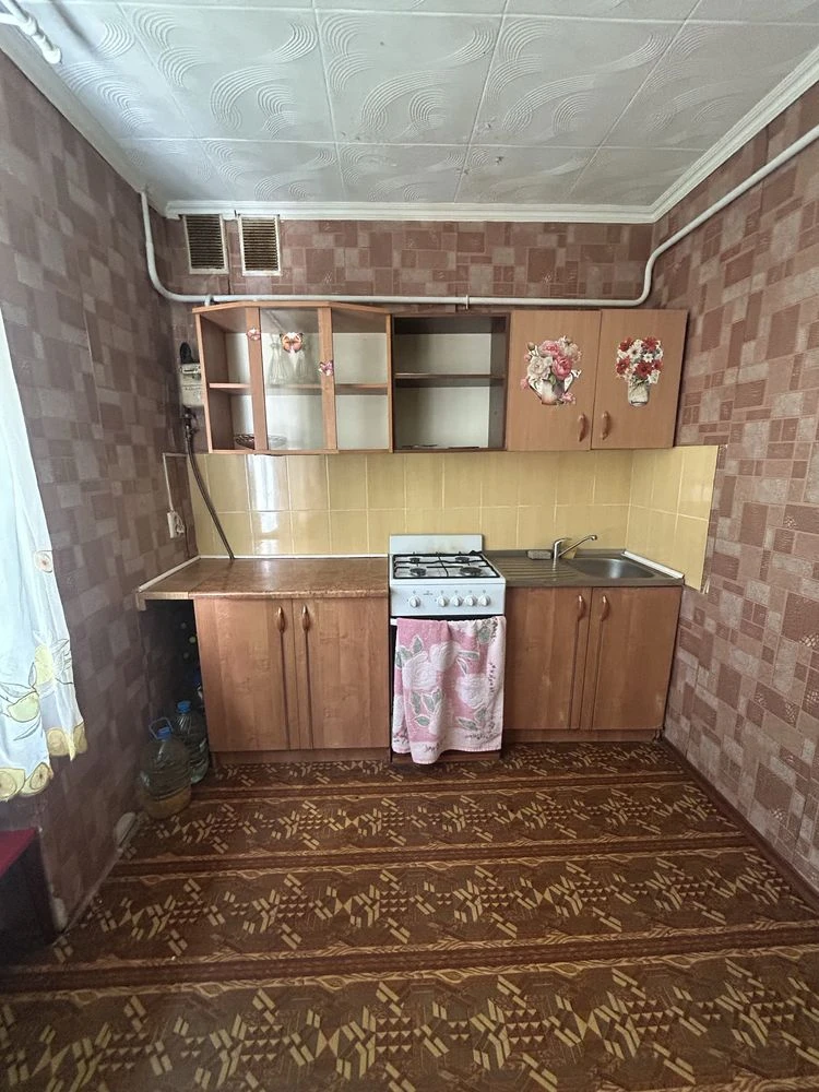 Продается 1-комнатная квартира на Кресе по Рзянкіна в чешском доме на 1 этаже