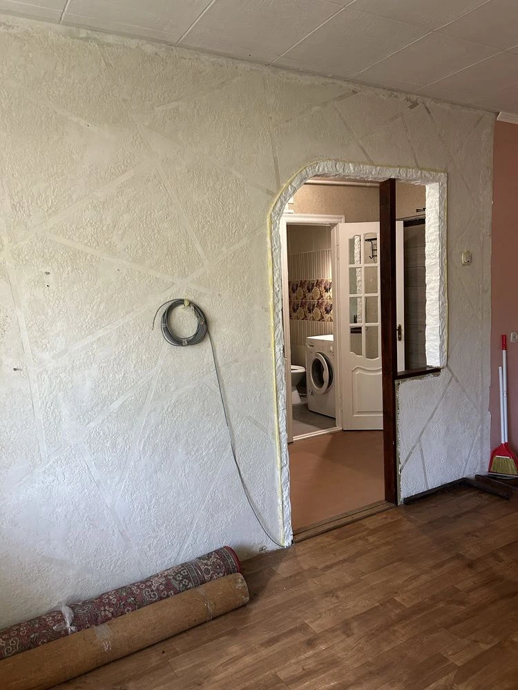 Продается 1-комнатная квартира на Кресе по Рзянкіна в чешском доме на 1 этаже