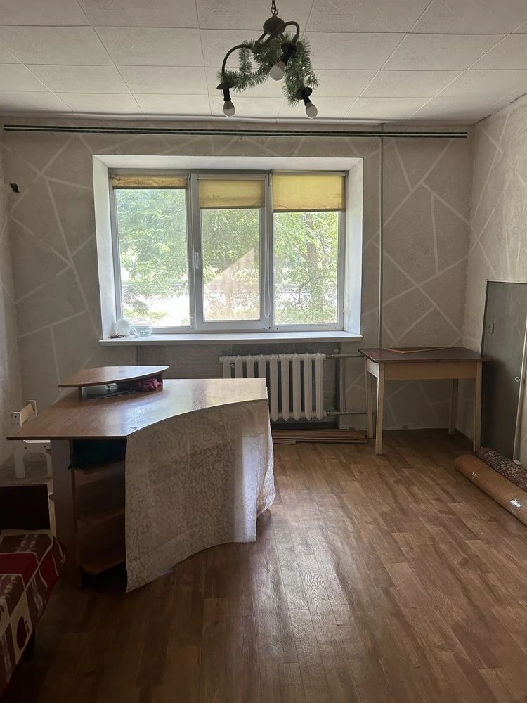 Продается 1-комнатная квартира на Кресе по Рзянкіна в чешском доме на 1 этаже