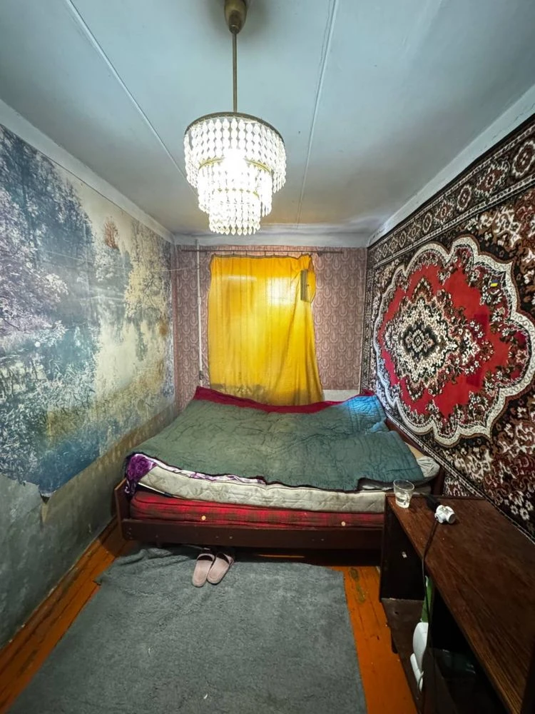 Продается квартира в Артема, 2 комнаты, первый этаж