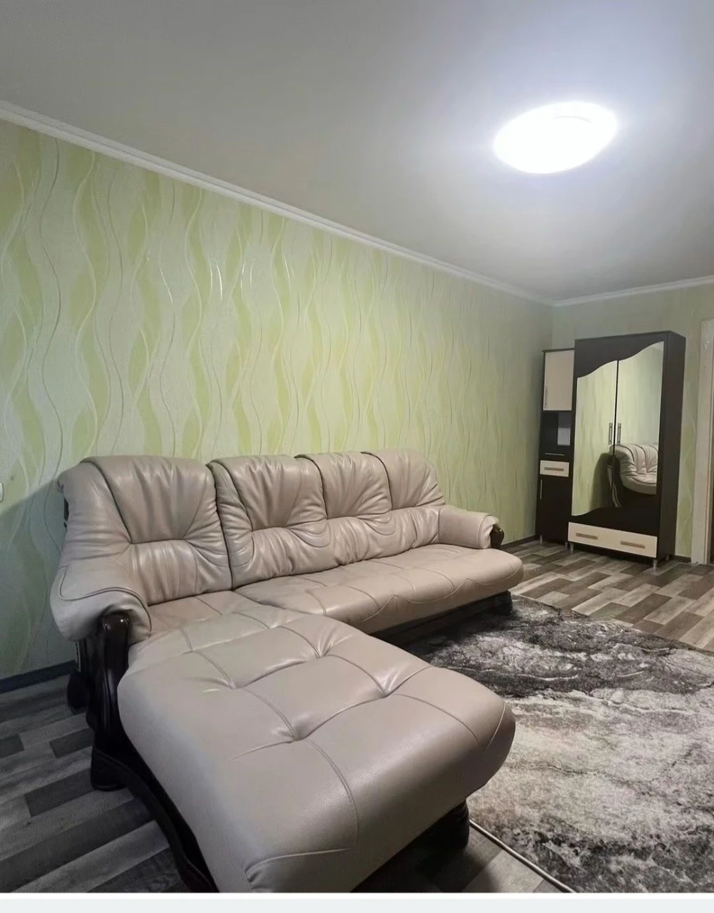 Продаж! 2-кімнатна квартира на Ювілейній