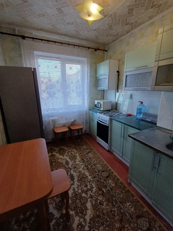 Two-room apartment for sale on Mykoly Svitals'koho Street.