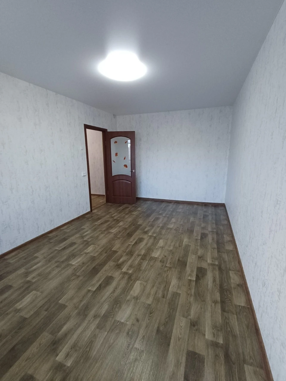 Two-room apartment for sale on Mykoly Svitals'koho Street.