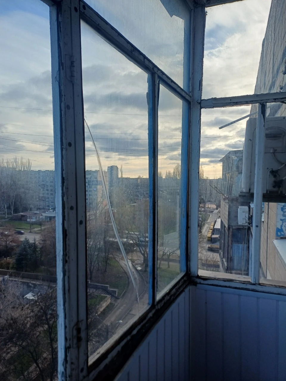 Two-room apartment for sale on Mykoly Svitals'koho Street.