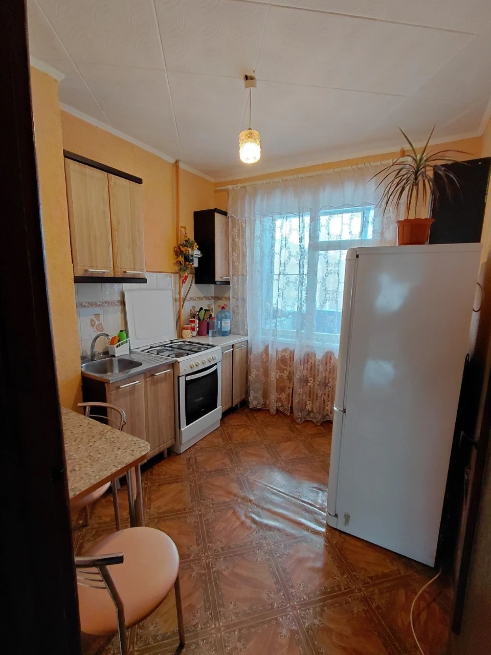 Продам 3-кімнатну квартиру в Ческах