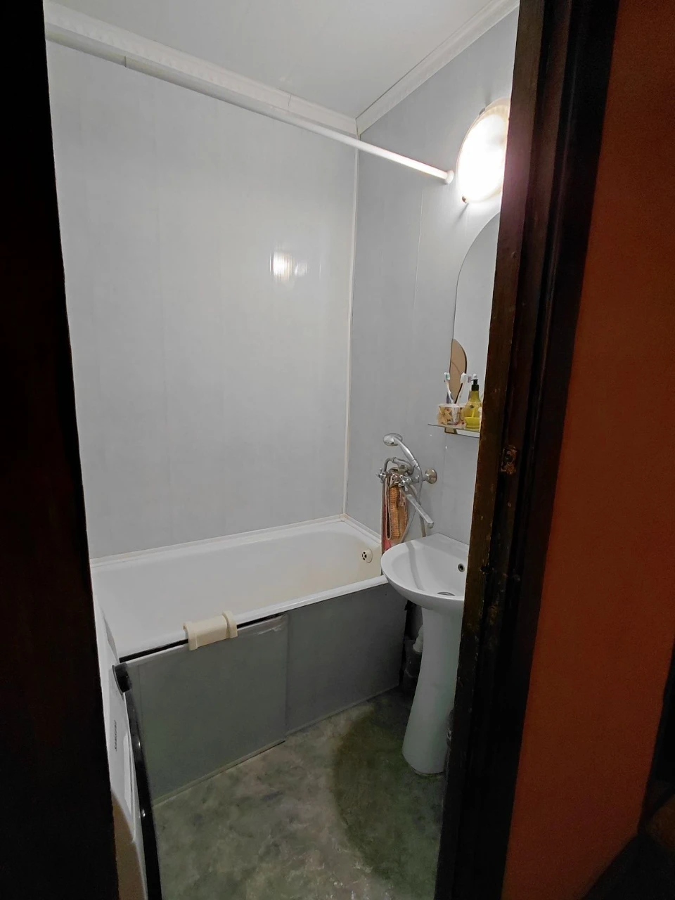 Продам 3-кімнатну квартиру в Ческах