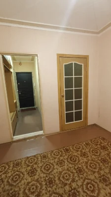 Продається 3-кімнатна квартира, 5-й Зарічний