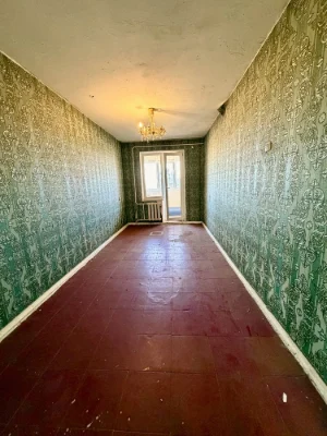 Sale of a three-room apartment on Charovna Street