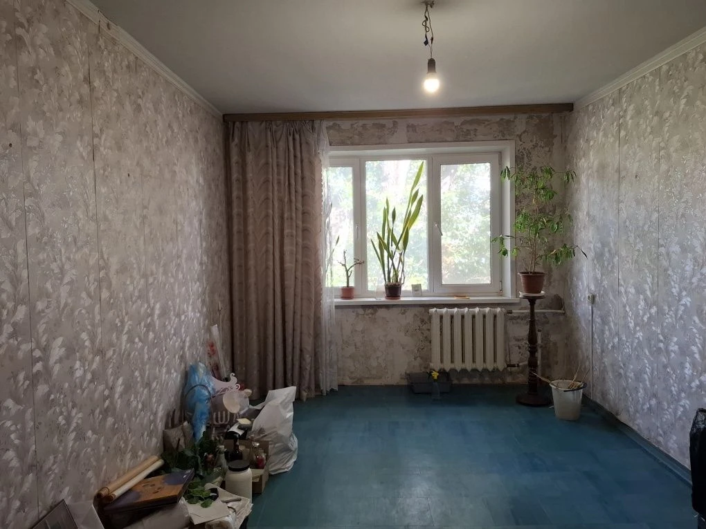 For Sale: 3-bedroom apartment on Ювілейна Street