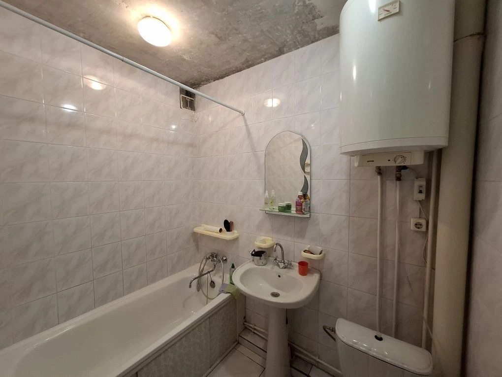 For Sale: 3-bedroom apartment on Ювілейна Street