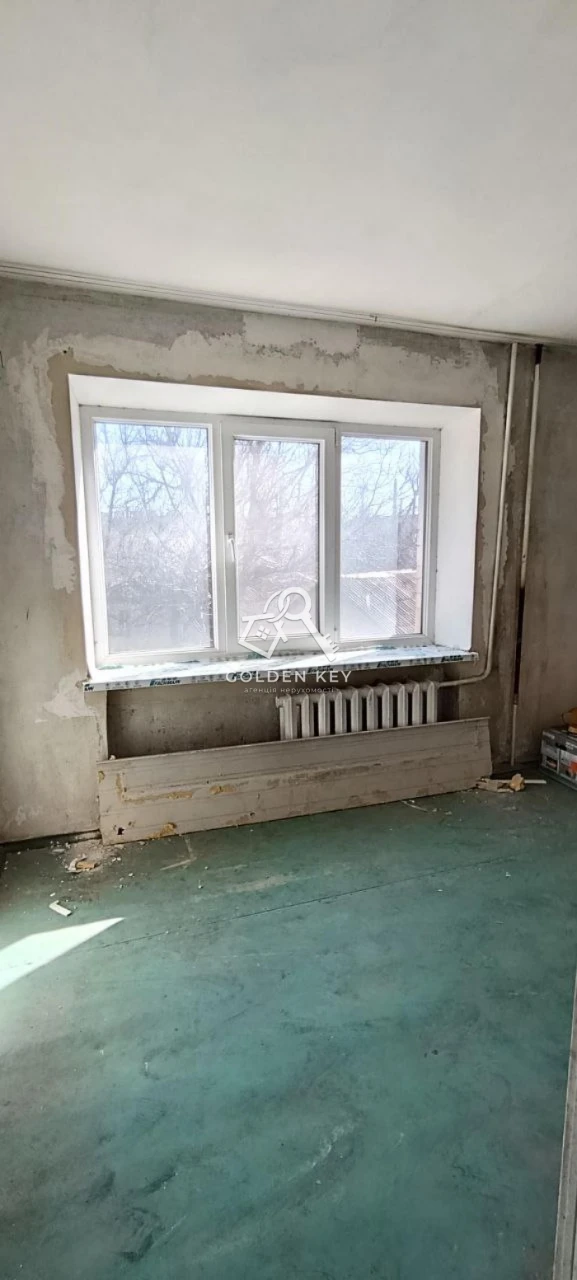 Продається 3-кімнатна квартира, Квартал, 95