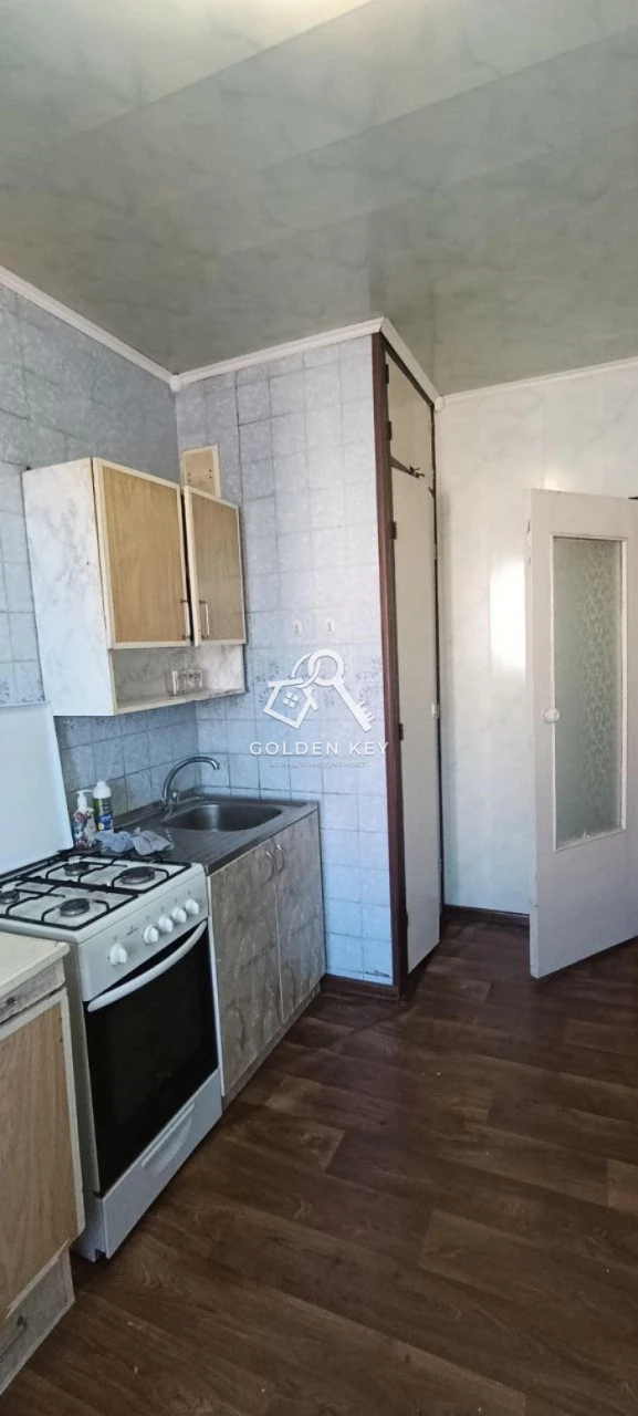 Sale of a 3-room apartment on Eastern 1 (Restoration, Certificate)