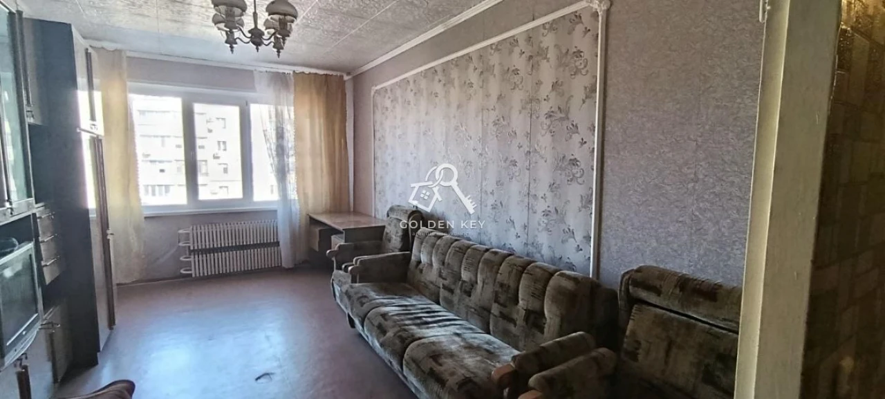 Sale of a 3-room apartment on Eastern 1 (Restoration, Certificate)