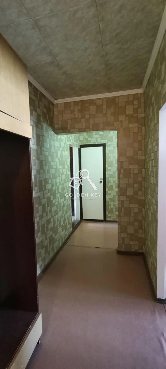 Sale of a 3-room apartment on Eastern 1 (Restoration, Certificate)