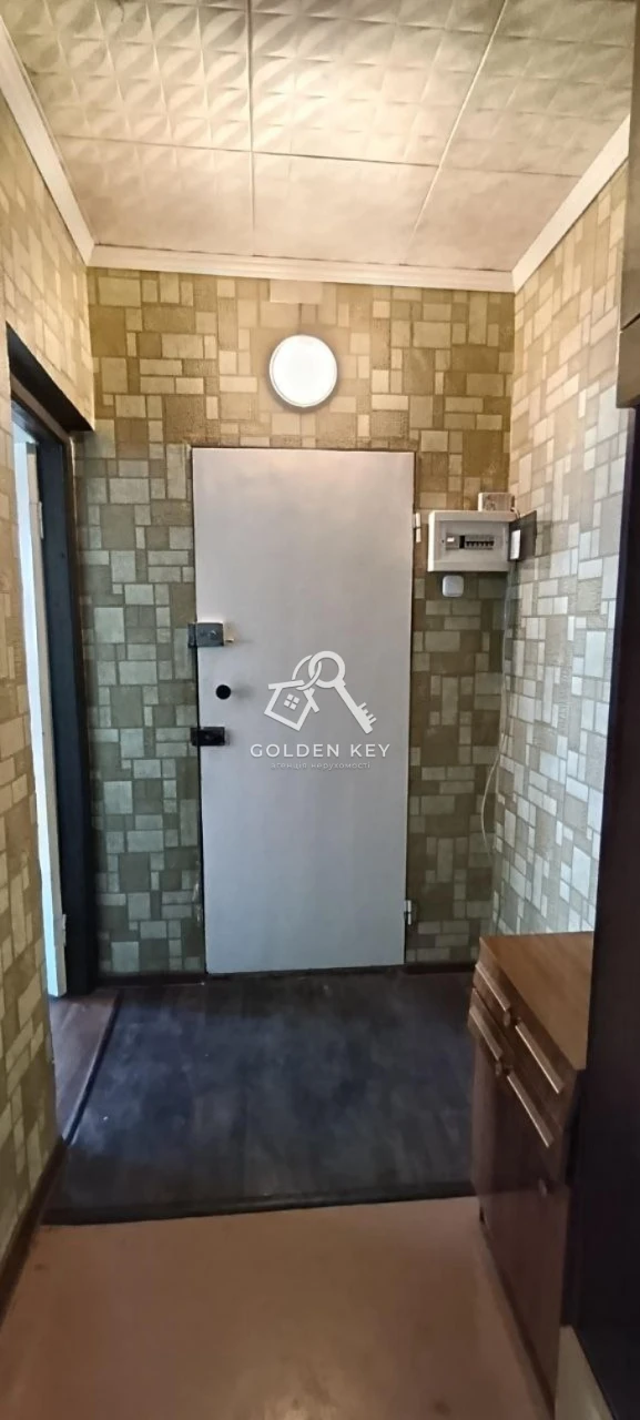 Sale of a 3-room apartment on Eastern 1 (Restoration, Certificate)