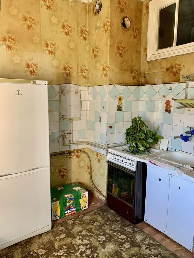 Продажа двухкомнатной квартиры сталинки проспект Университетский