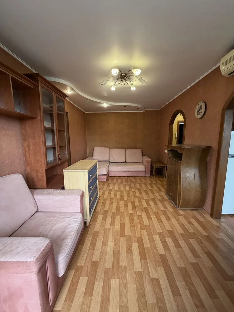 For Sale: 2-bedroom apartment at Metalgors Avenue 27.