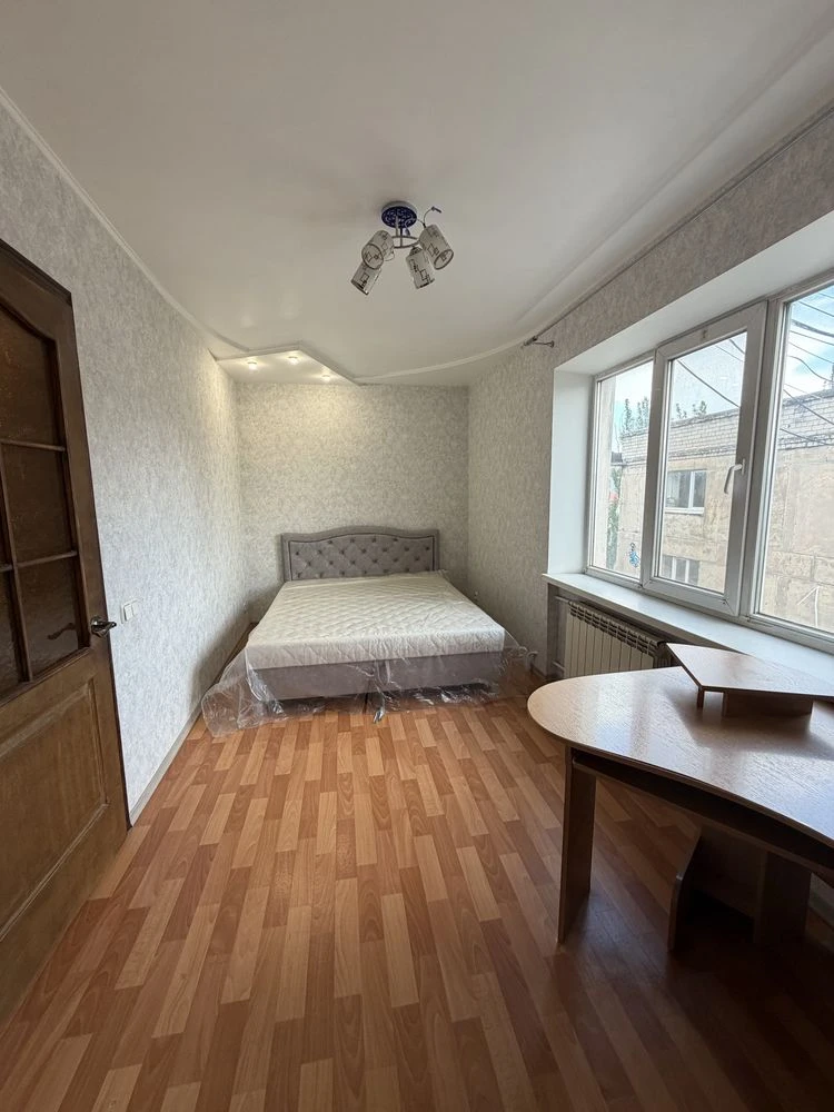For Sale: 2-bedroom apartment at Metalgors Avenue 27.