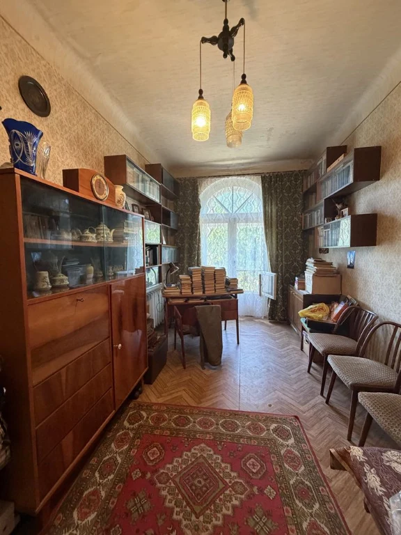 Продаж квартири на площі Шахтарської Слави, 2 (Дзержинка).
