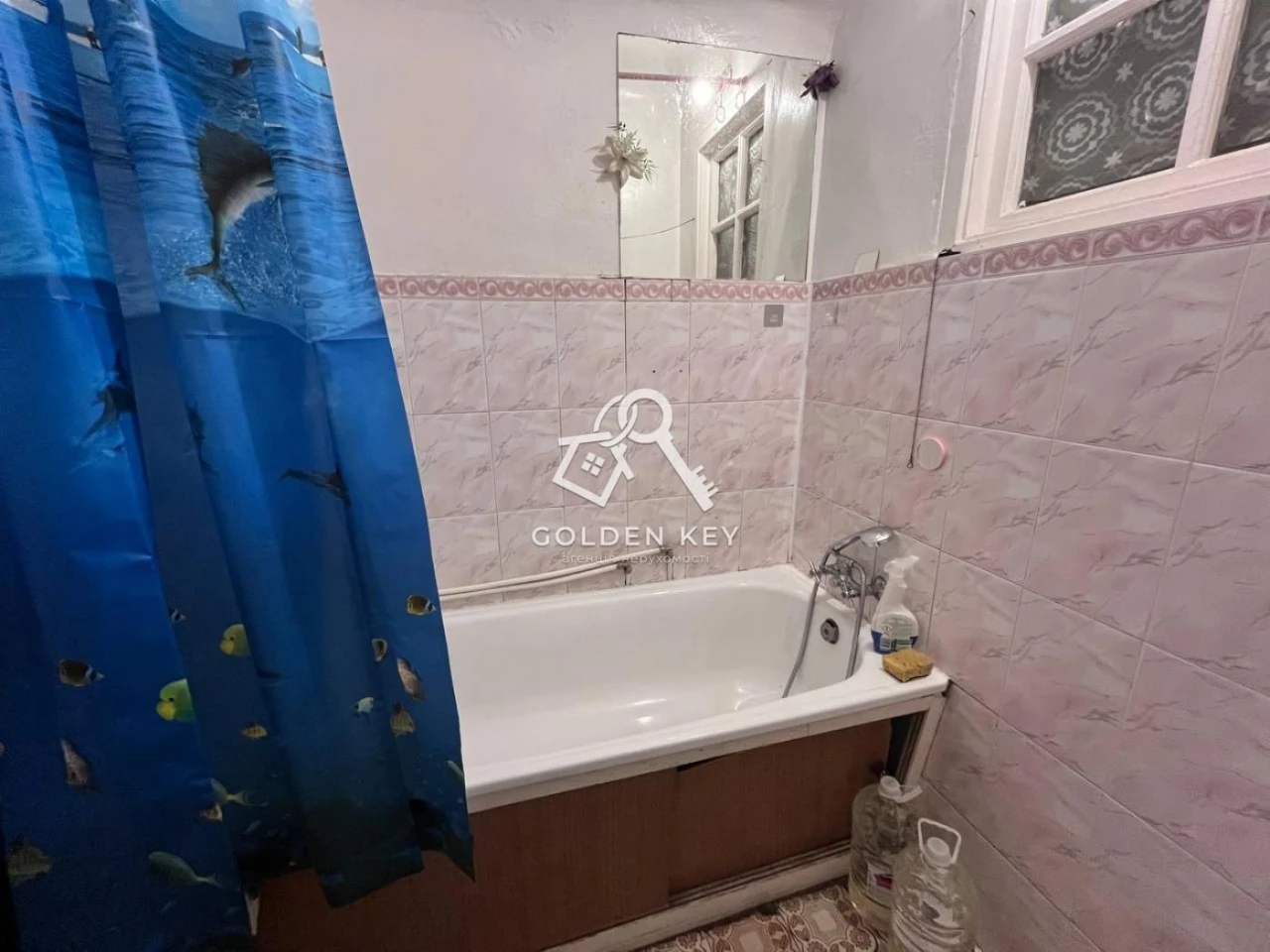 Продажа трехкомнатной квартиры для ремонта в Металургинском районе