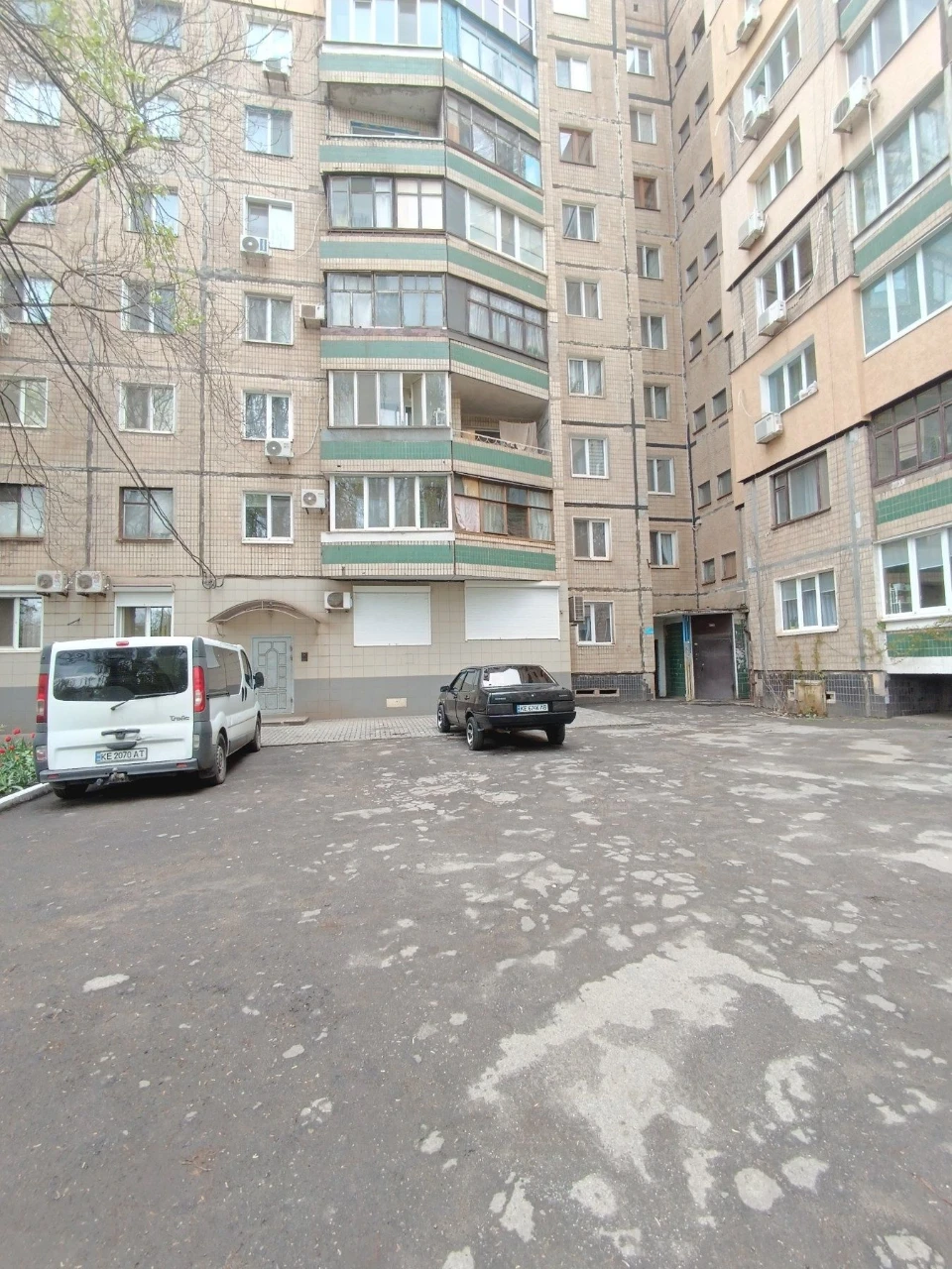 Продам видовую квартиру в центре города 96 квартал ул. Есени