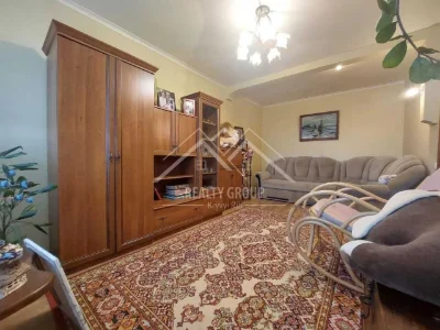 Продається чудова 2-кімнатна квартира з ремонтом, меблями та технікою на Ластів