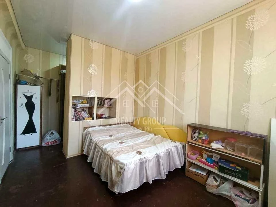 Apartment. Kryvyi Rih, Kostya Pestushko Street (Lunacharskoho)