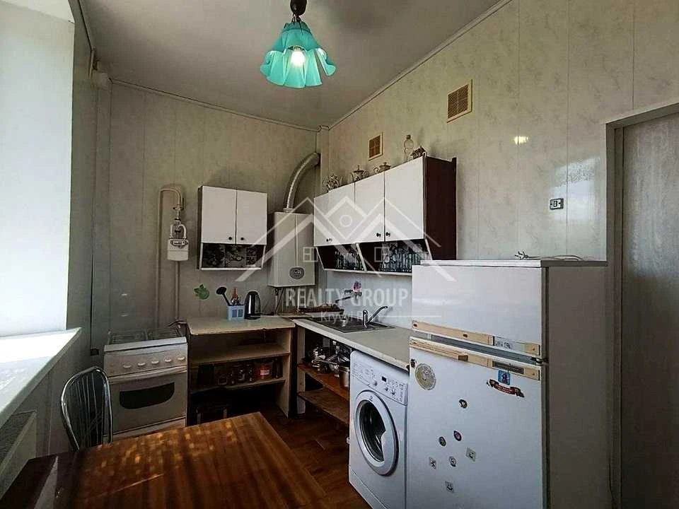 Apartment. Kryvyi Rih, Kostya Pestushko Street (Lunacharskoho)