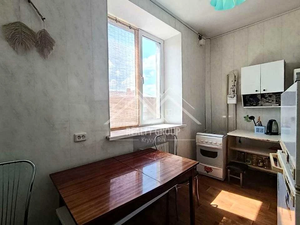 Apartment. Kryvyi Rih, Kostya Pestushko Street (Lunacharskoho)