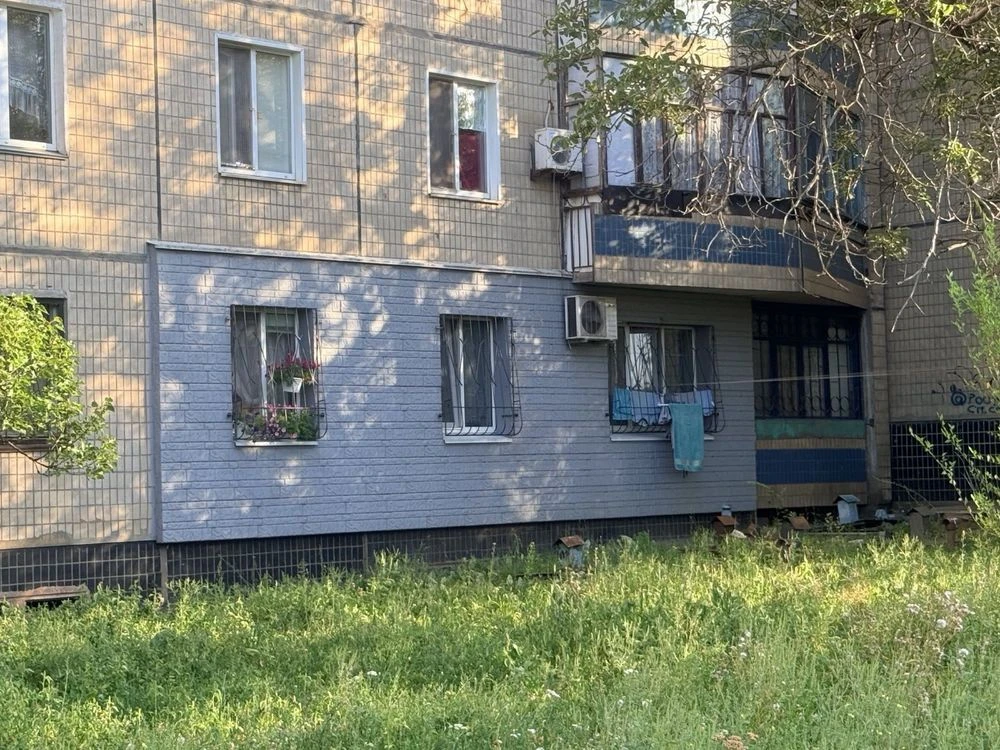 2 room apartment for sale in Sakhankaya district.
