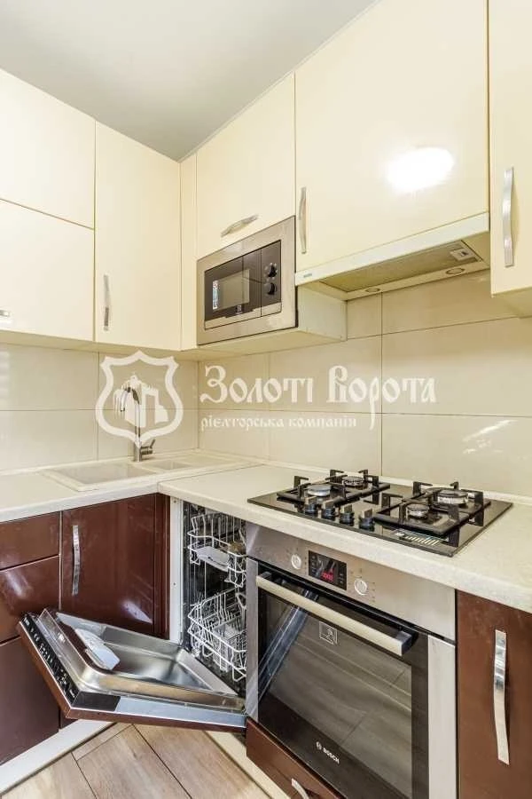 3-room apartment for sale 56.1 m², Sholom Aleichema St., 13