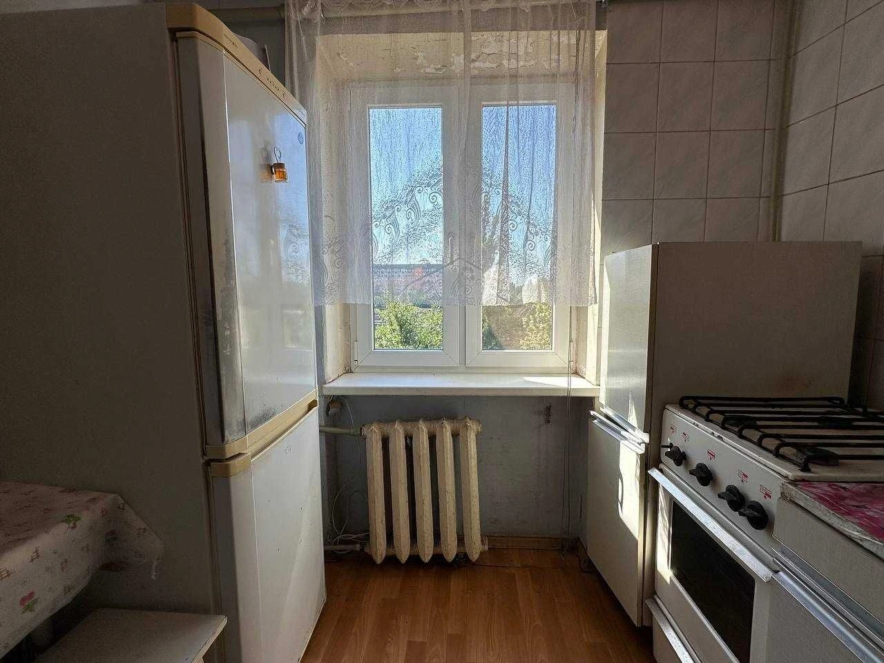 Продається 2-кімнатна квартира, вул. Криворіжсталі, стан: Віднов