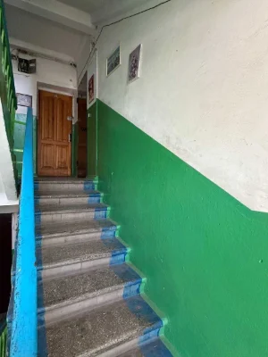Продається 2-кімнатна квартира, вул. Криворіжсталі, стан: Віднов