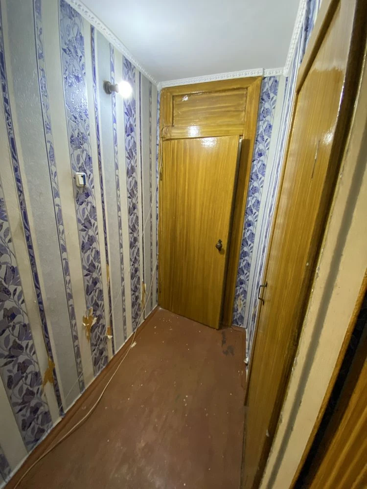 Продам 2-х ком. ул .Ватутина . Свитанок .