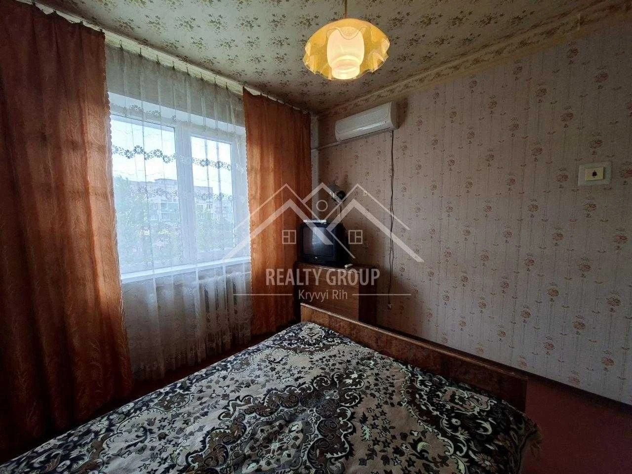 Продаж 2-кімнатній квартири в мікрорайоні "Сонячний"